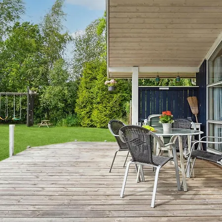 Lovely In Faxe Ladeplads With Wifi Holiday home Fakse Ladeplads
