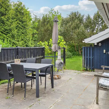 Lovely In Faxe Ladeplads With Wifi